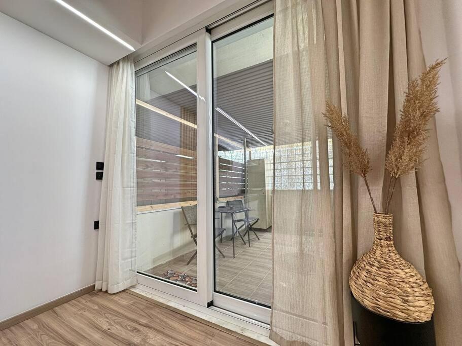 Oasis Luxury Apartments Еретрія Екстер'єр фото